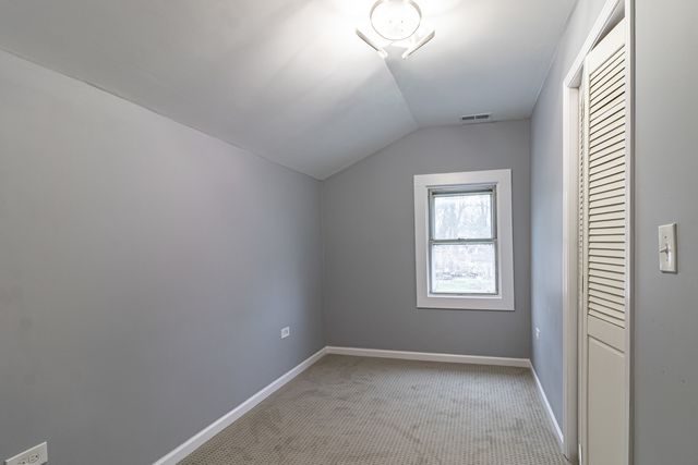 520 4th Street, Waukegan, IL 60085