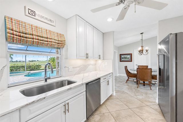 18 BUNKER WAY, Rotonda West, FL 33947