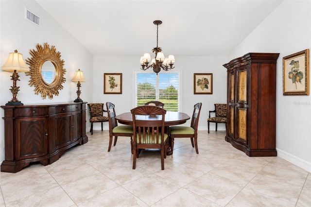 18 BUNKER WAY, Rotonda West, FL 33947