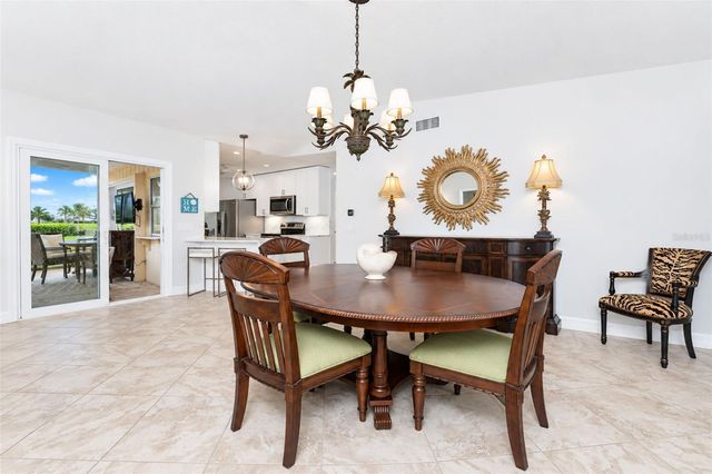 18 BUNKER WAY, Rotonda West, FL 33947