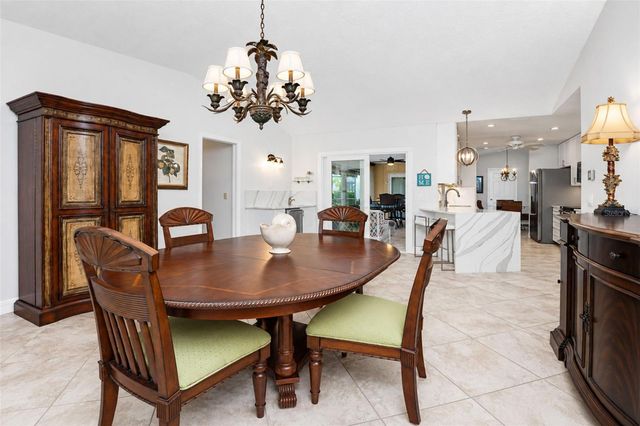 18 BUNKER WAY, Rotonda West, FL 33947