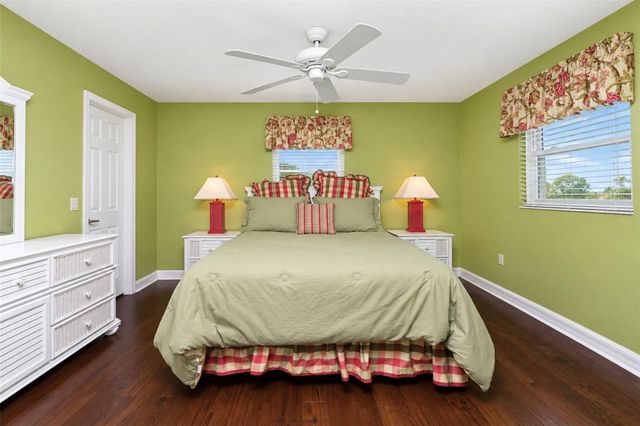 18 BUNKER WAY, Rotonda West, FL 33947
