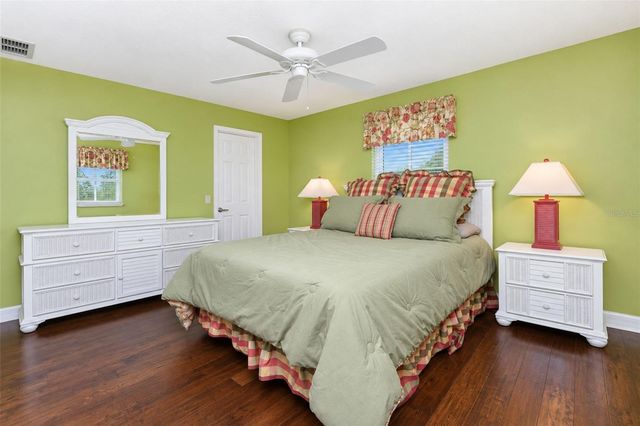 18 BUNKER WAY, Rotonda West, FL 33947