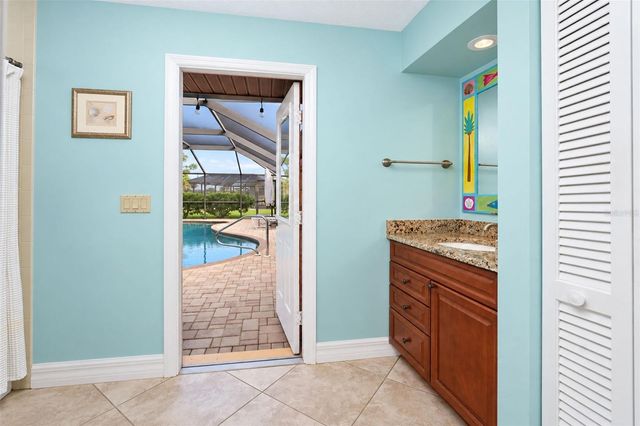 18 BUNKER WAY, Rotonda West, FL 33947