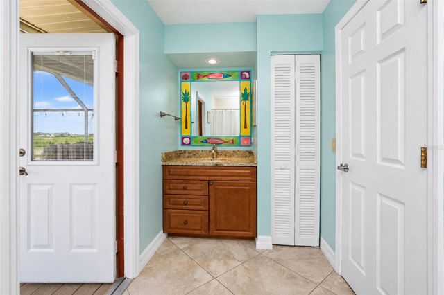 18 BUNKER WAY, Rotonda West, FL 33947