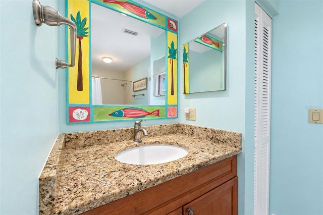 18 BUNKER WAY, Rotonda West, FL 33947
