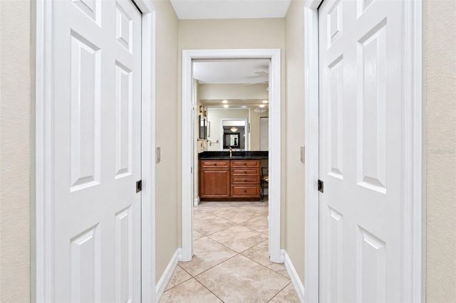18 BUNKER WAY, Rotonda West, FL 33947