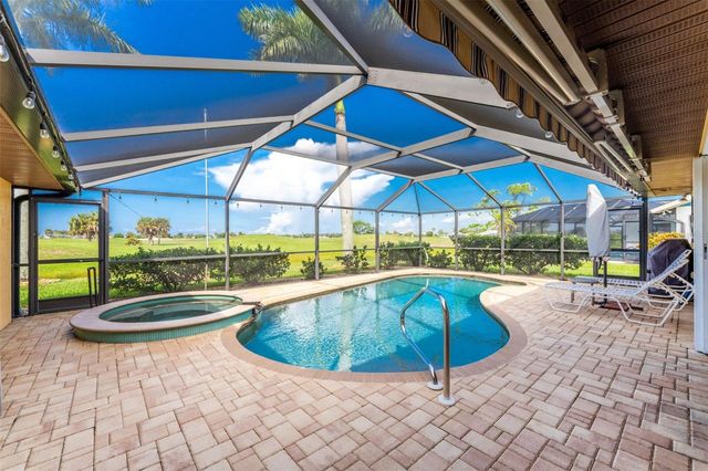 18 BUNKER WAY, Rotonda West, FL 33947