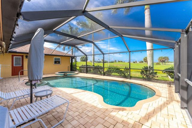 18 BUNKER WAY, Rotonda West, FL 33947