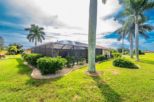 18 BUNKER WAY, Rotonda West, FL 33947