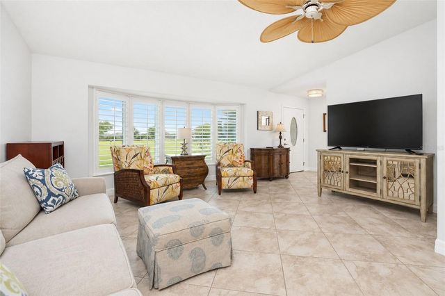 18 BUNKER WAY, Rotonda West, FL 33947