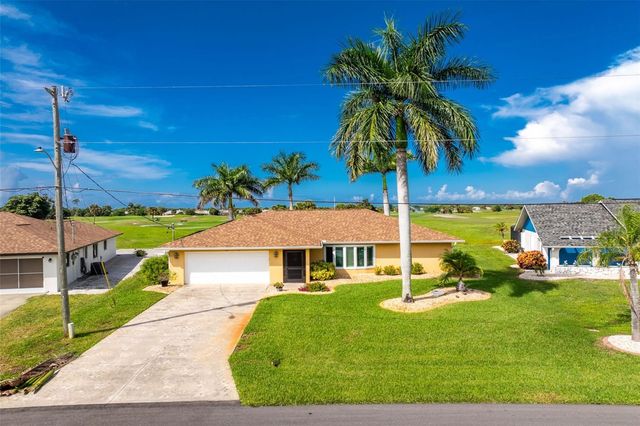 18 BUNKER WAY, Rotonda West, FL 33947