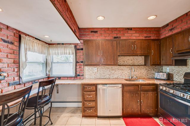 129 Bedford Avenue, Iselin, NJ 08830