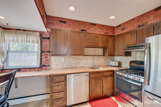 129 Bedford Avenue, Iselin, NJ 08830