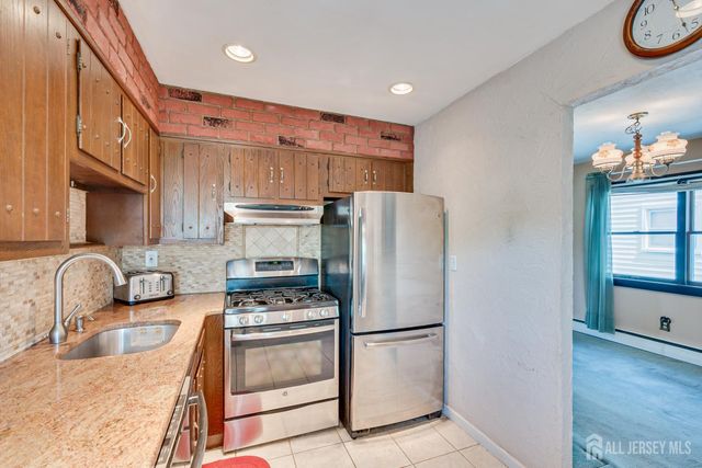 129 Bedford Avenue, Iselin, NJ 08830