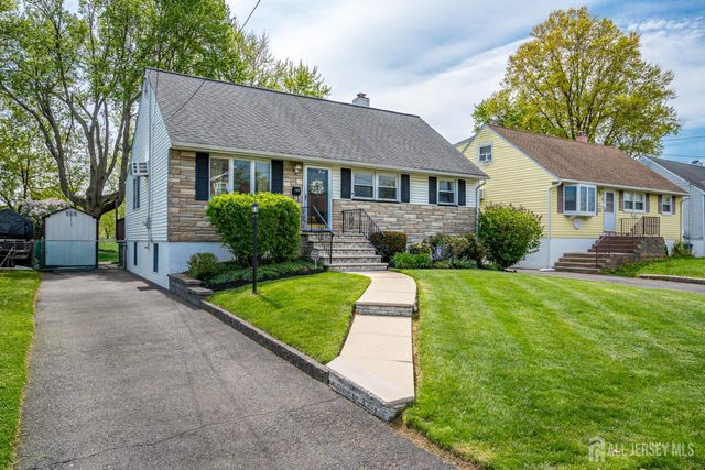 129 Bedford Avenue, Iselin, NJ 08830