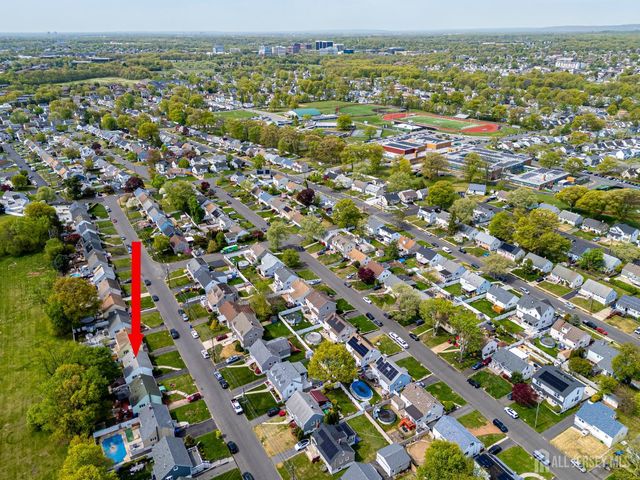 129 Bedford Avenue, Iselin, NJ 08830