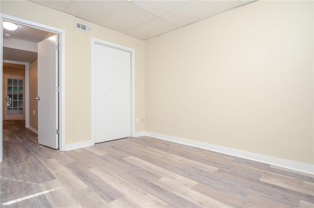 3173 Falconhurst SW Drive, Lilburn, GA 30047