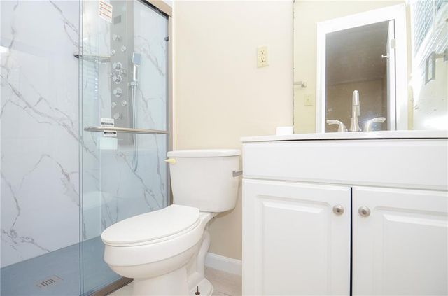 3173 Falconhurst SW Drive, Lilburn, GA 30047