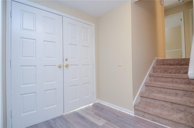 3173 Falconhurst SW Drive, Lilburn, GA 30047