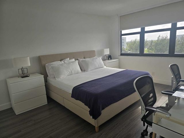 1401 N Riverside Drive 805, Pompano Beach, FL 33062