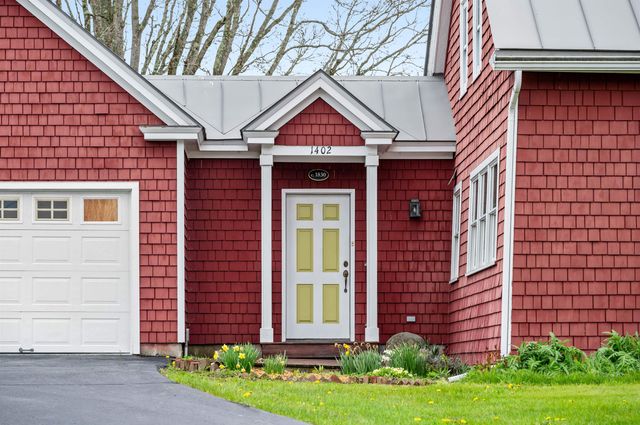 1402 Randolph Road, Morristown, VT 05661