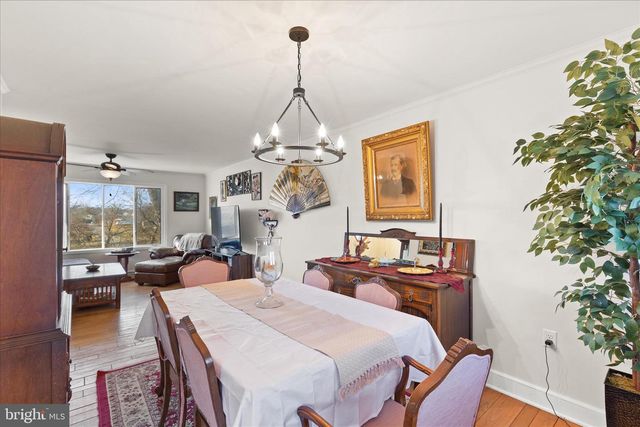 60 SAM SNEAD CIR, Etters, PA 17319