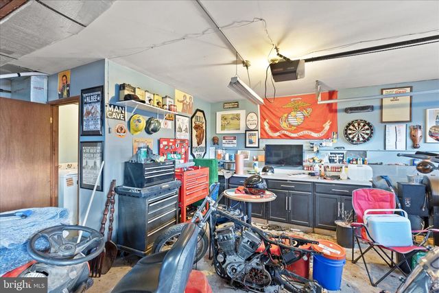 60 SAM SNEAD CIR, Etters, PA 17319