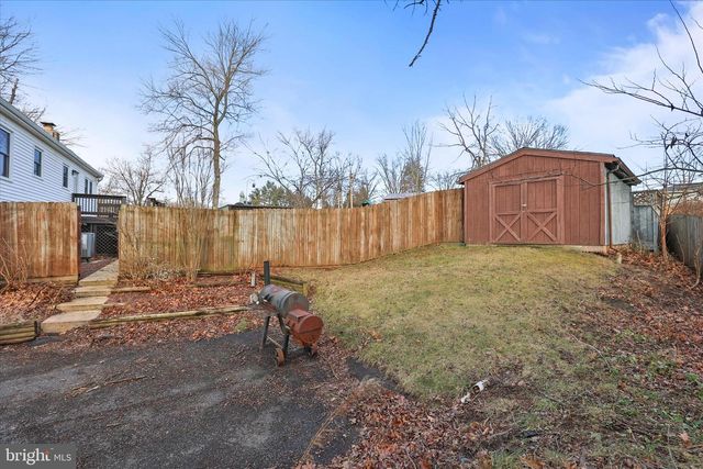 60 SAM SNEAD CIR, Etters, PA 17319