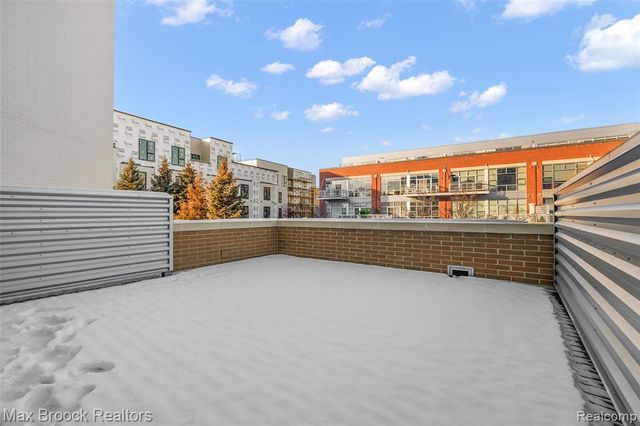 333 E Parent Avenue 16, Royal Oak, MI 48067