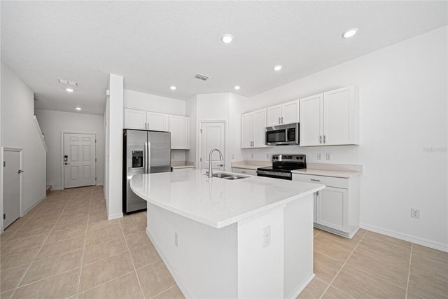 2085 HALLIER COVE, Wesley Chapel, FL 33543