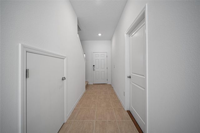 2085 HALLIER COVE, Wesley Chapel, FL 33543