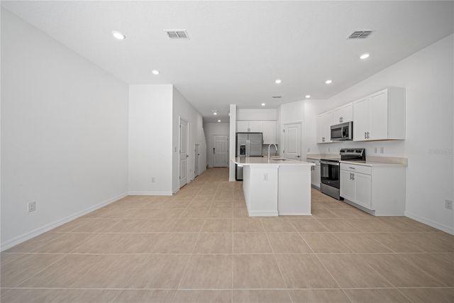 2085 HALLIER COVE, Wesley Chapel, FL 33543