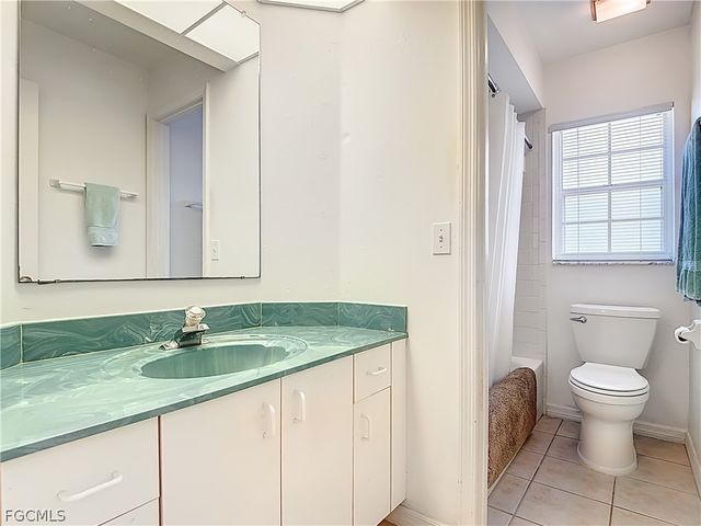 2160 Faliron RD, North Fort Myers, FL 33917