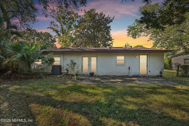 2639 EASTILL Drive, Jacksonville, FL 32211