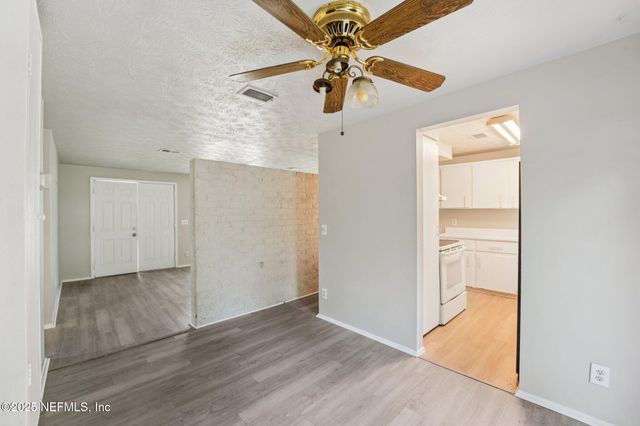 2639 EASTILL Drive, Jacksonville, FL 32211