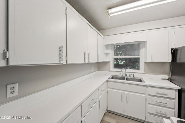 2639 EASTILL Drive, Jacksonville, FL 32211