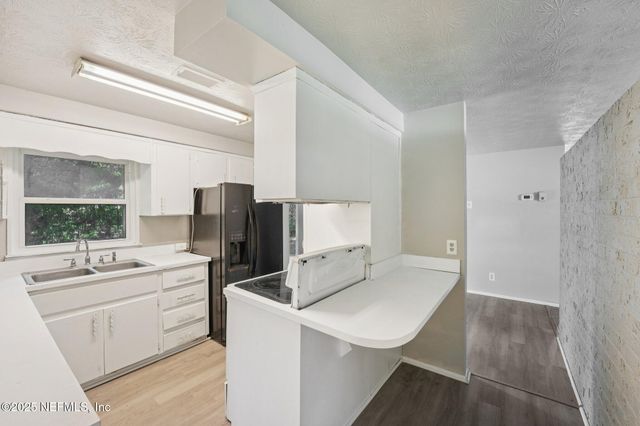 2639 EASTILL Drive, Jacksonville, FL 32211