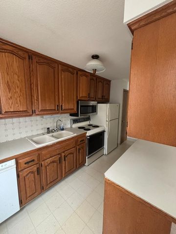 4014 15th Avenue S 9B, Minneapolis, MN 55407