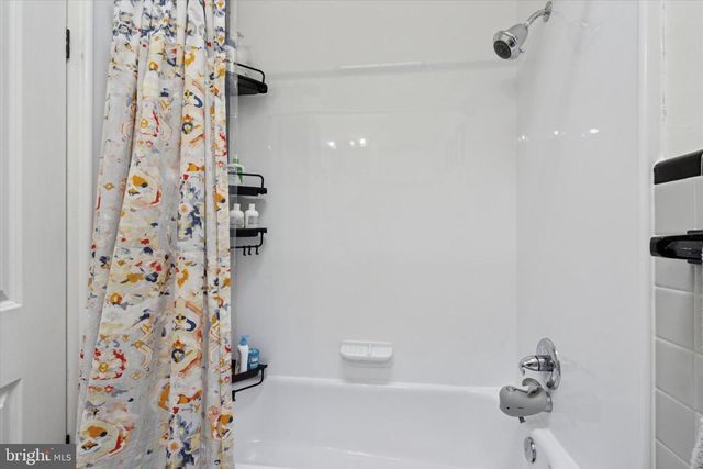 416 HERMIT ST, Philadelphia, PA 19128