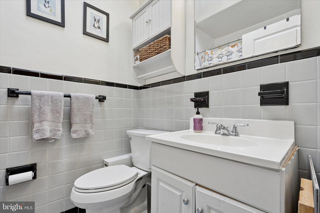 416 HERMIT ST, Philadelphia, PA 19128