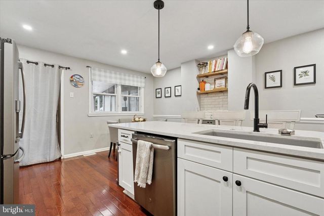 416 HERMIT ST, Philadelphia, PA 19128