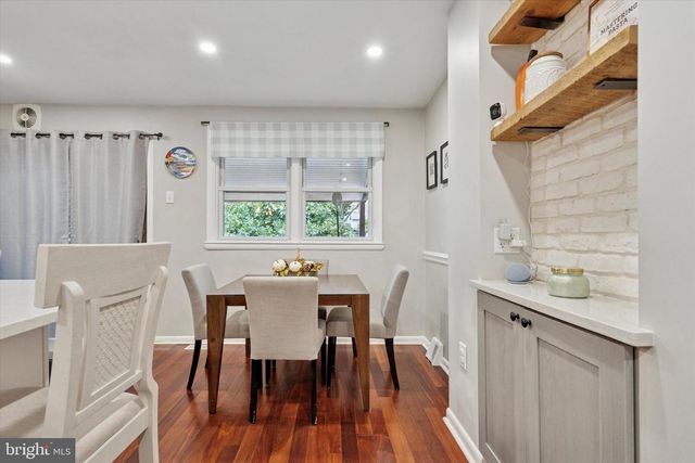 416 HERMIT ST, Philadelphia, PA 19128
