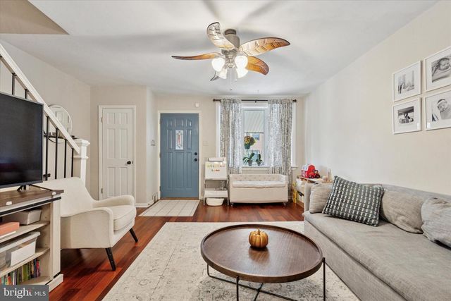416 HERMIT ST, Philadelphia, PA 19128