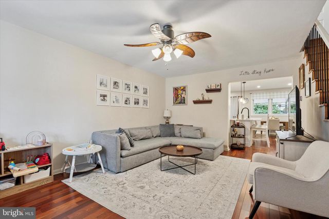 416 HERMIT ST, Philadelphia, PA 19128