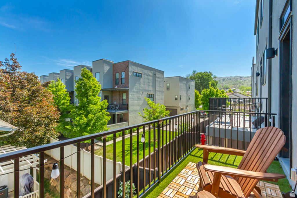 Image 12 of property listing at 25 E CENTER ST #69, North Salt Lake, UT 84054