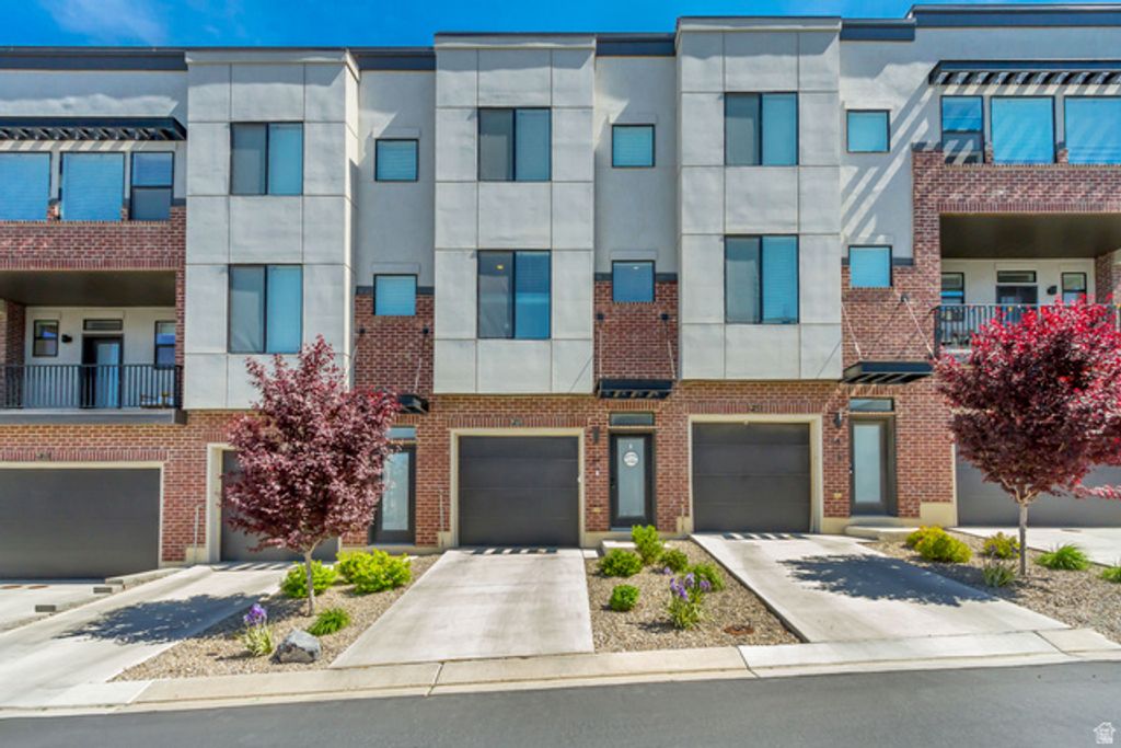Image 21 of property listing at 25 E CENTER ST #69, North Salt Lake, UT 84054