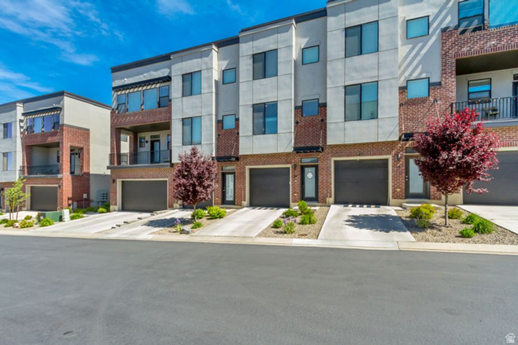 Image 22 of property listing at 25 E CENTER ST #69, North Salt Lake, UT 84054