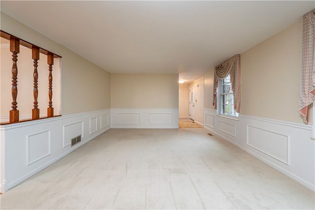 52 GREENVIEW, Hempfield Twp, PA 15644