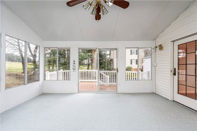 52 GREENVIEW, Hempfield Twp, PA 15644